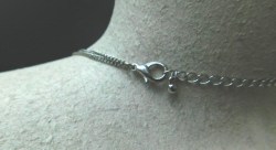 silvertone collar necklace 20 clasp